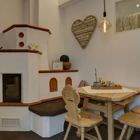 酒店 Hotel Am Dorfplatz Inkl Premium Sommerkarte (Adults Only)