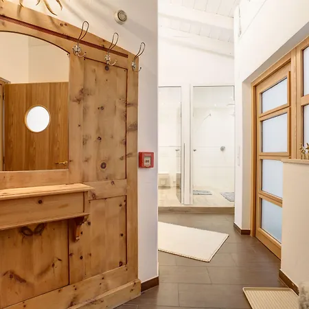 Am Dorfplatz - Adults Friendly 호텔 장크트안톤암아를베르크