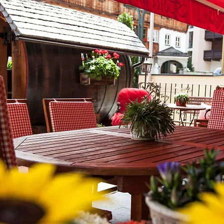 Hotel Am Dorfplatz Inkl Premium Sommerkarte (Adults Only) 圣安东阿尔贝格
