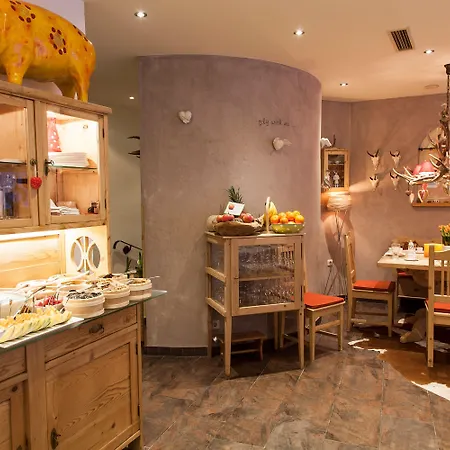 Hotel Amdorfplatzsuites B&b- Adultsfriendly Sankt Anton am Arlberg