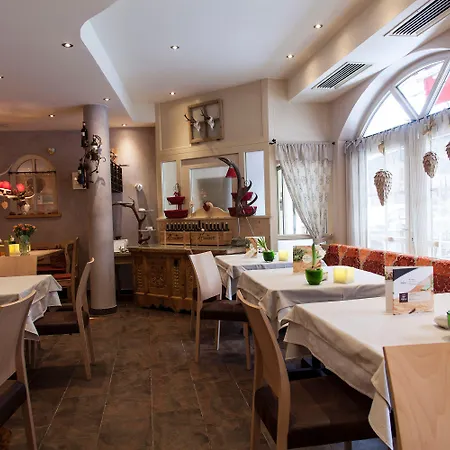 Am Dorfplatz - Adults Friendly 4* 장크트안톤암아를베르크