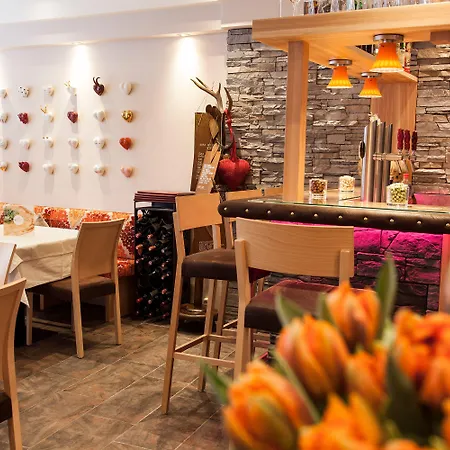 Hotel Am Dorfplatz - Adults Friendly 4*