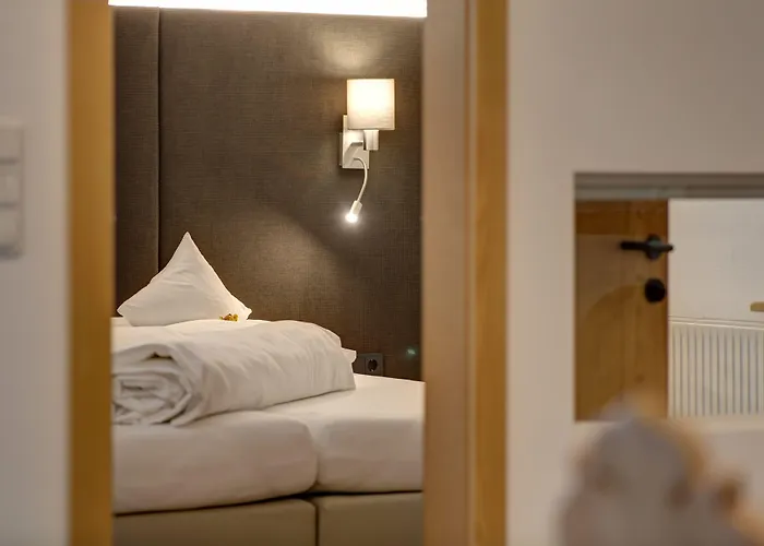 ホテル Amdorfplatzsuites B&b- Adultsfriendly サンクト・アントン・アム・アールベルク