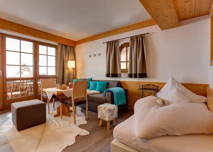 ホテル Amdorfplatzsuites B&b- Adultsfriendly サンクト・アントン・アム・アールベルク