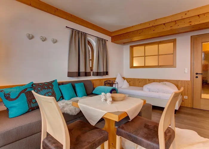 ホテル Amdorfplatzsuites B&b- Adultsfriendly サンクト・アントン・アム・アールベルク