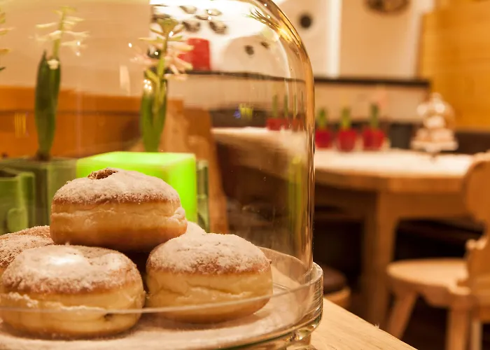 ホテル Amdorfplatzsuites B&b- Adultsfriendly サンクト・アントン・アム・アールベルク