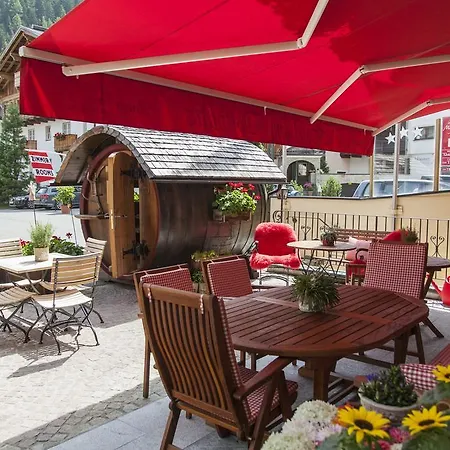 מלון Am Dorfplatz Suites - Adults Friendly 4*