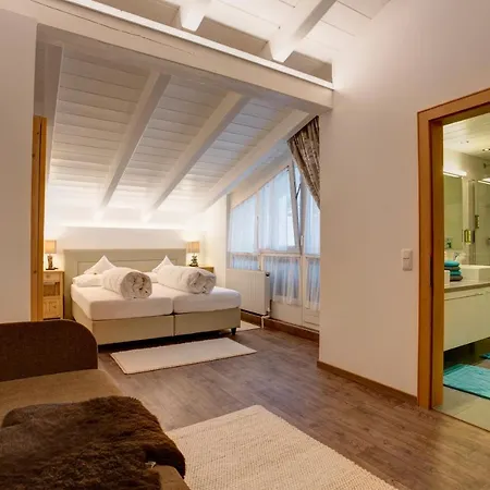 Am Dorfplatz Suites - Adults Friendly מלון 4*