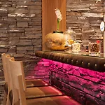 Amdorfplatzsuites B&b- Adultsfriendly Hotel Sankt Anton am Arlberg