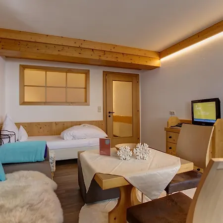 Am Dorfplatz Suites - Adults Friendly 4*
