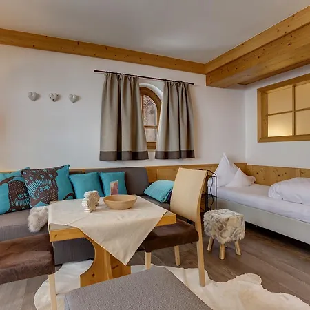 Am Dorfplatz Suites - Adults Friendly 4*