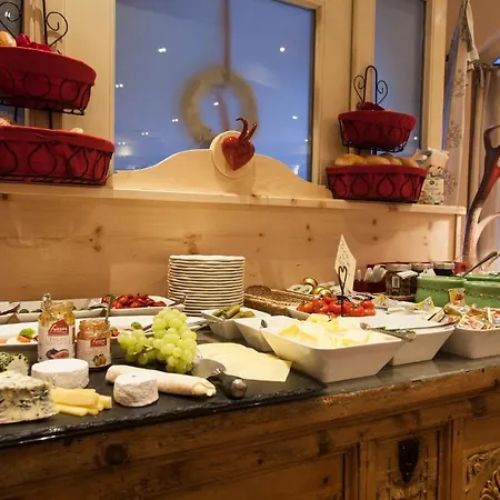 酒店 Am Dorfplatz Suites - Adults Friendly