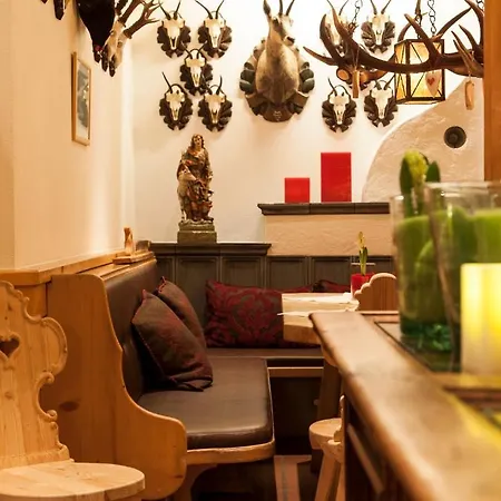酒店 Am Dorfplatz Suites - Adults Friendly 4*